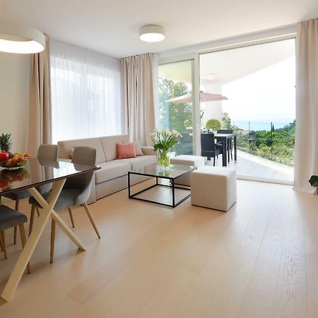 Modern Apartment Near The Sea Ичичи Экстерьер фото